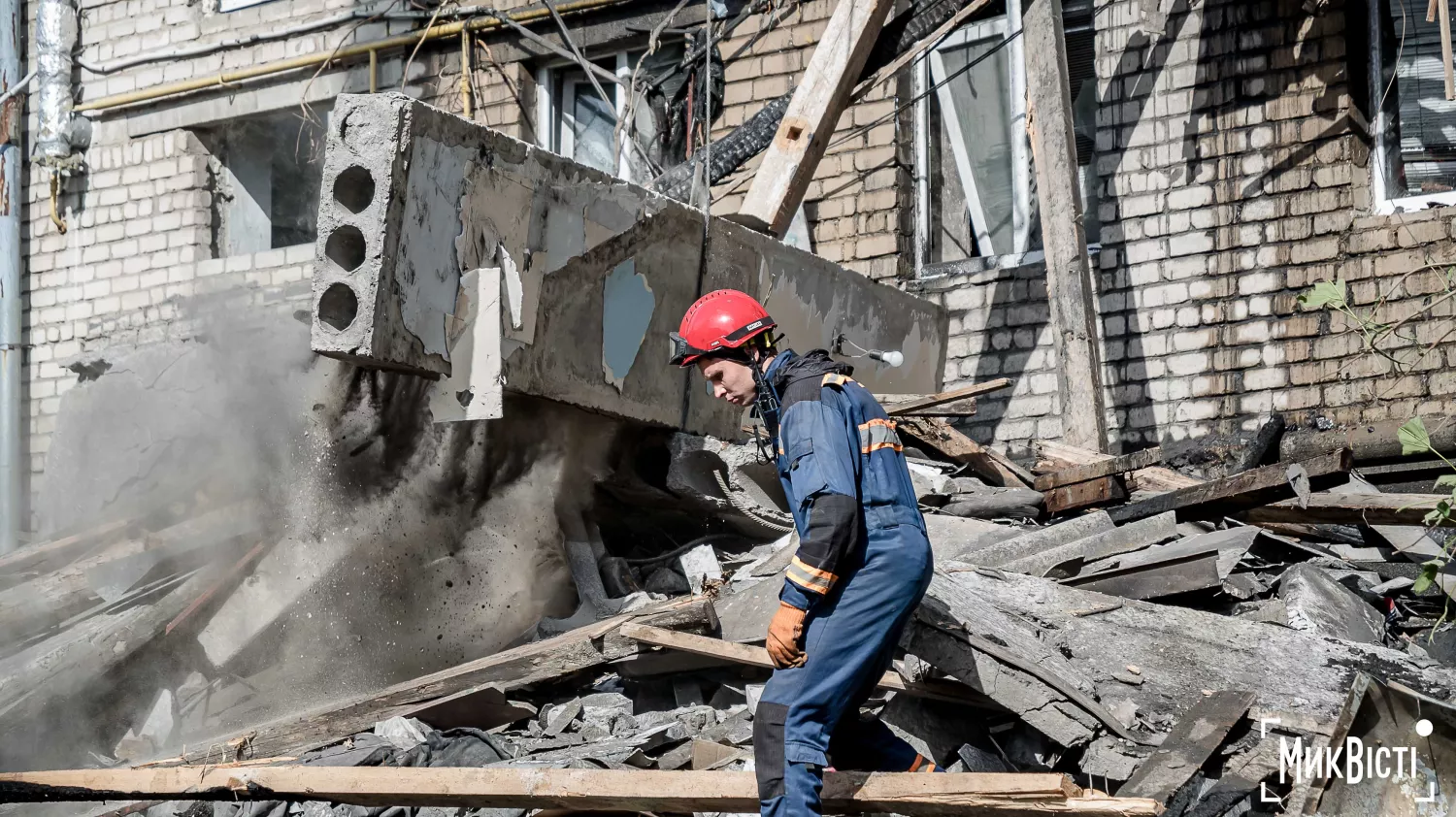 Наслідки обстрілу Миколаєва 25 травня. Фото: 