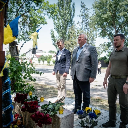Глава МЗС Литви першим із дипломатів відвідав Херсон та Миколаїв після деокупації. Фото: соцмережа Х